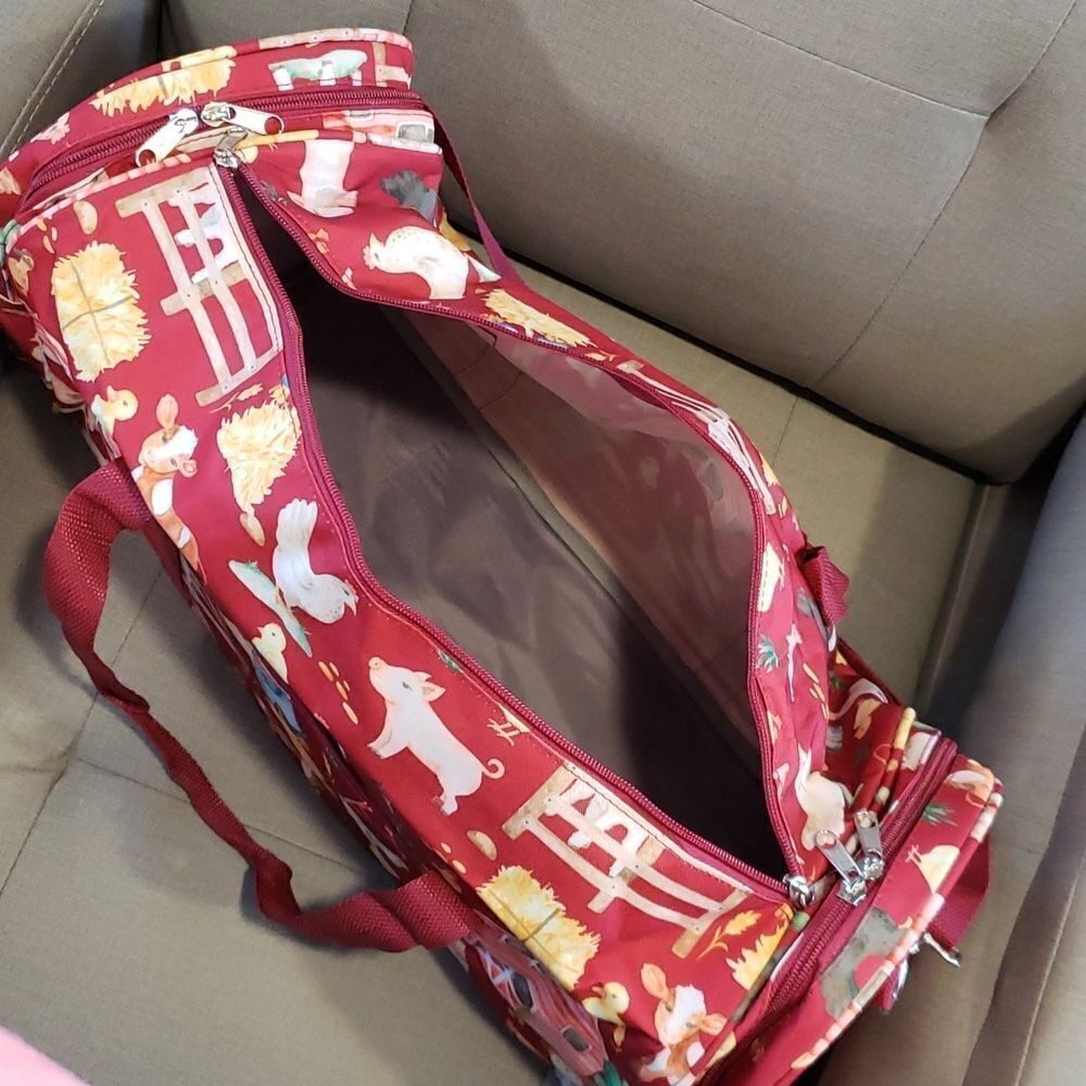Cute Canvas Farm Animal Duffle Bag -  20" x 9" and 12" High - Picture 7 of 7